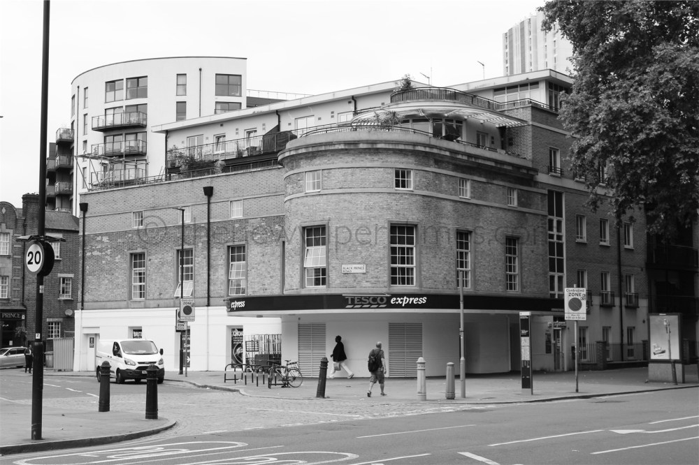  The 'Regal' Cinema, Kennington Road, London S.E.11. © thenewwiperstimes