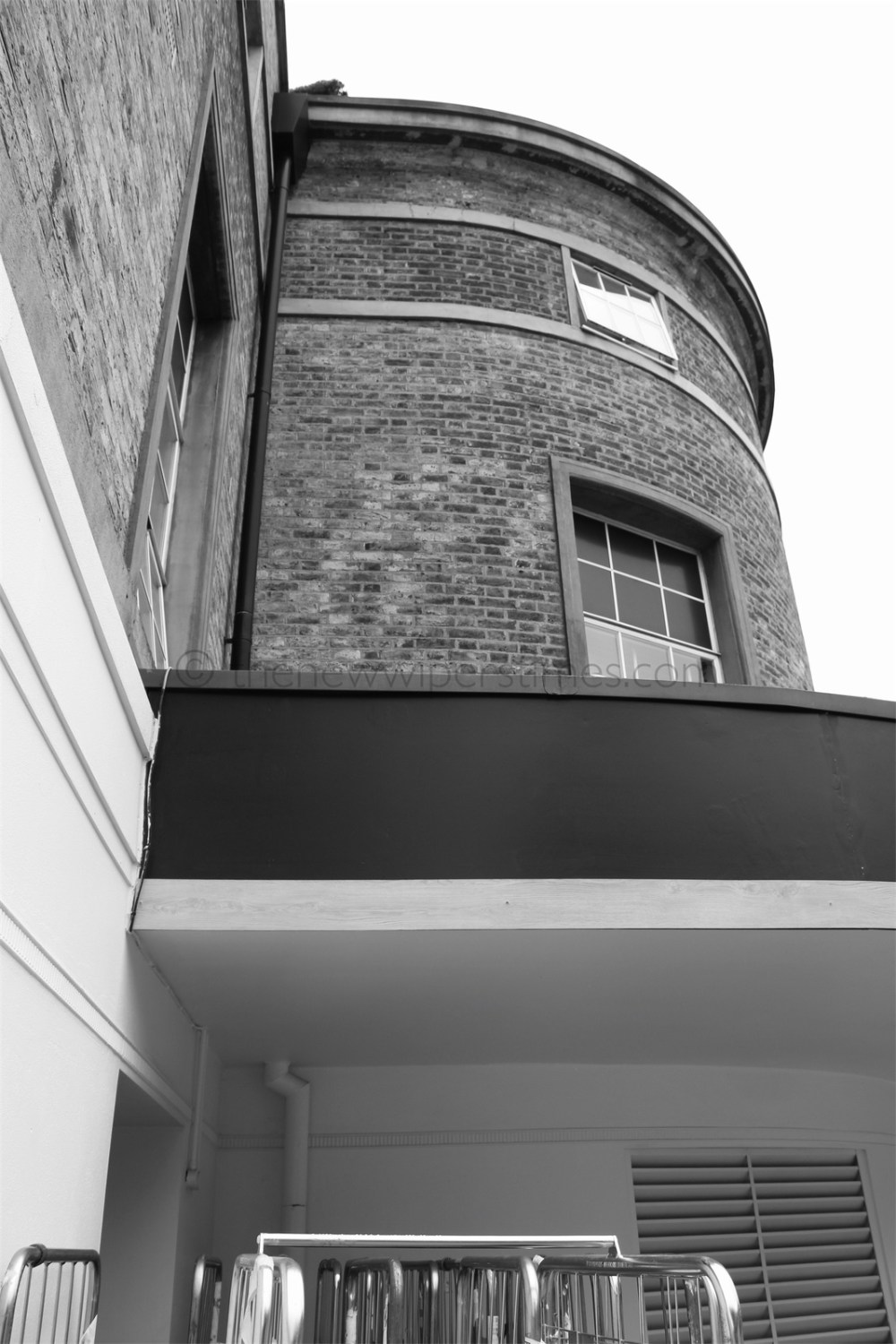  The 'Regal' Cinema, Kennington Road, London S.E.11. © thenewwiperstimes