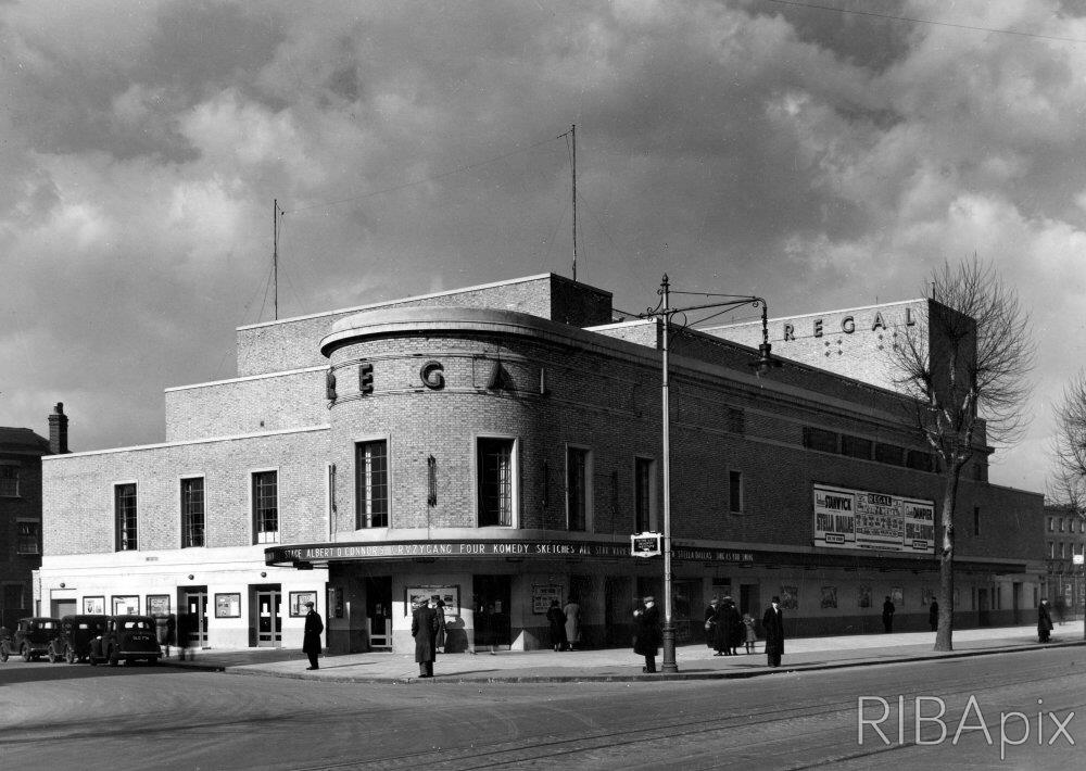 The 'Regal' Cinema, Kennington Road, London S.E.11. © Architectural Press Archive / RIBA Collections